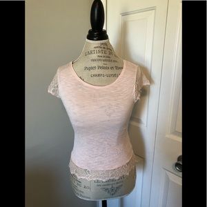 🌸 GUC Pink Short Sleeve Top with Lace Accents